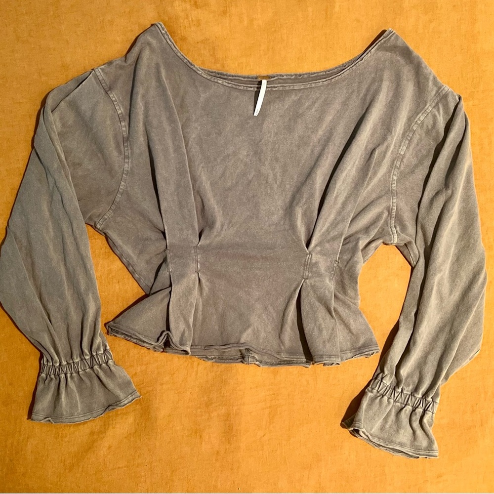 Free People balloon sleeve top 100% cotton